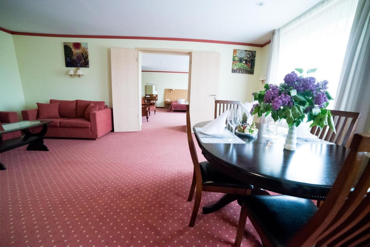 Hotel Tigra Priekuli Ngoại thất bức ảnh