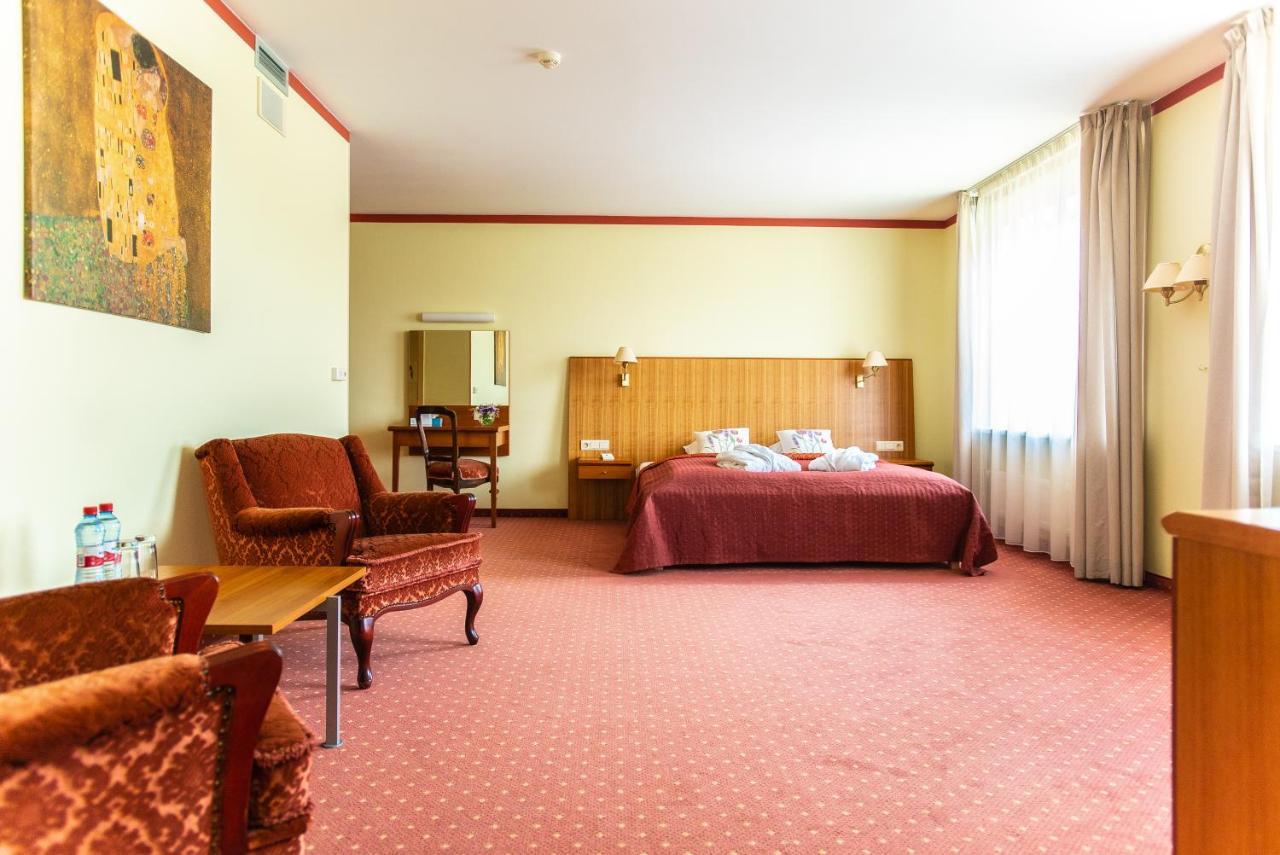 Hotel Tigra Priekuli Ngoại thất bức ảnh