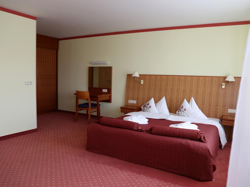 Hotel Tigra Priekuli Ngoại thất bức ảnh