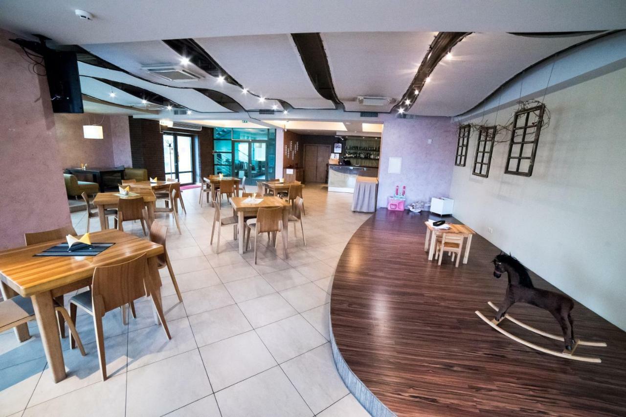 Hotel Tigra Priekuli Ngoại thất bức ảnh